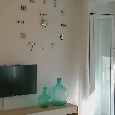 Jazmin 49 Centro - Adults Recommended *