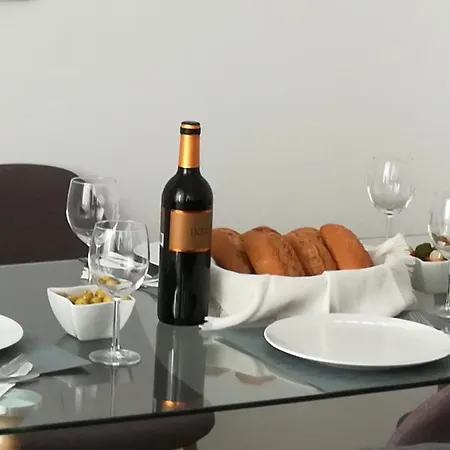 Jazmin 49 Centro - Adults Recommended