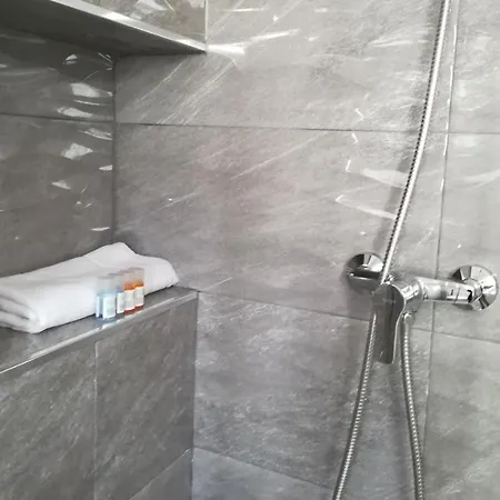 Jazmin 49 Centro - Adults Recommended