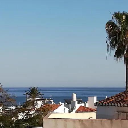 Jazmin 49 Centro - Adults Recommended